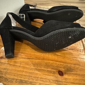 Kingston black dress heel